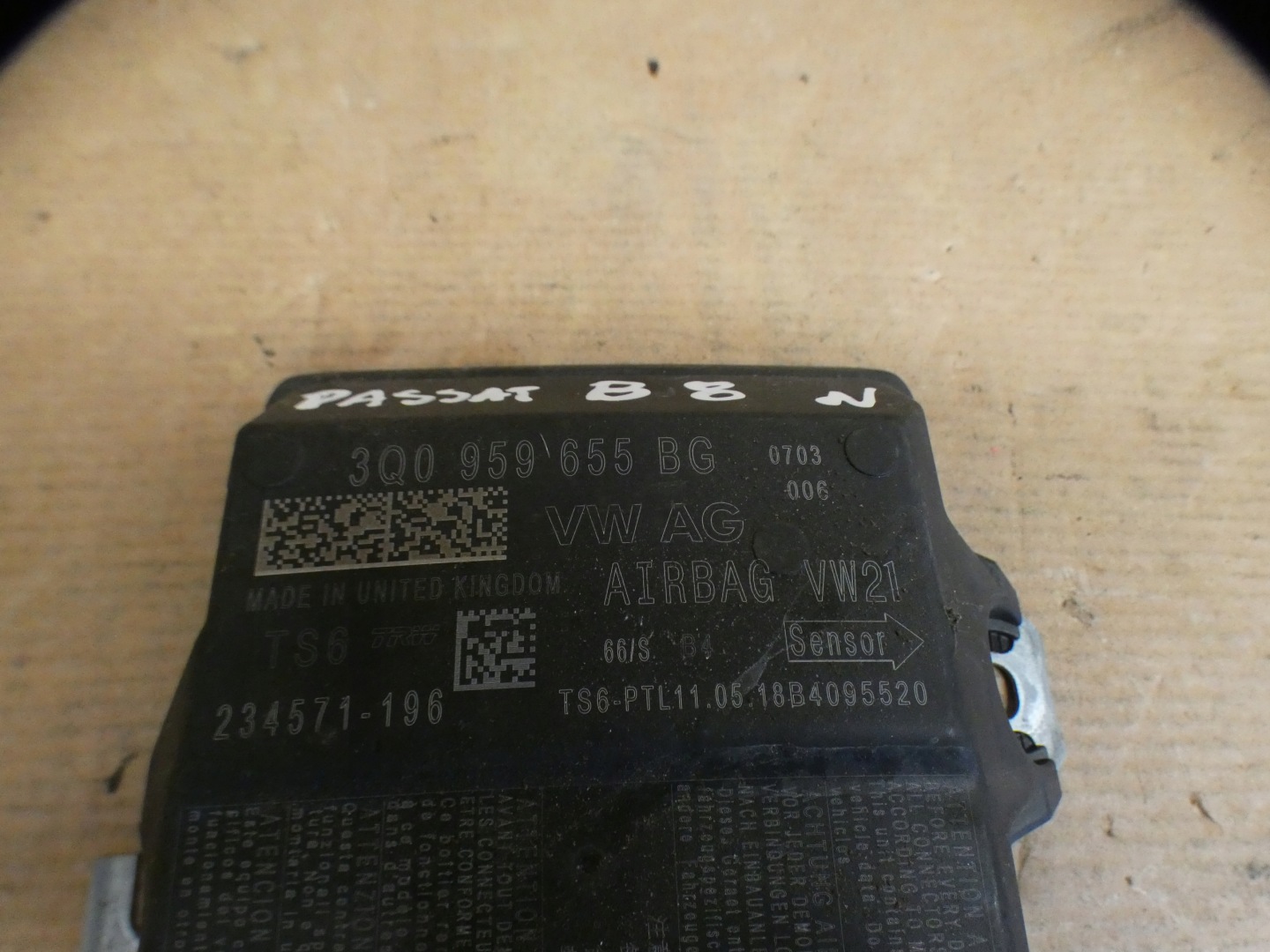 VW PASSATB8 Unité de contrôle Module Airbag