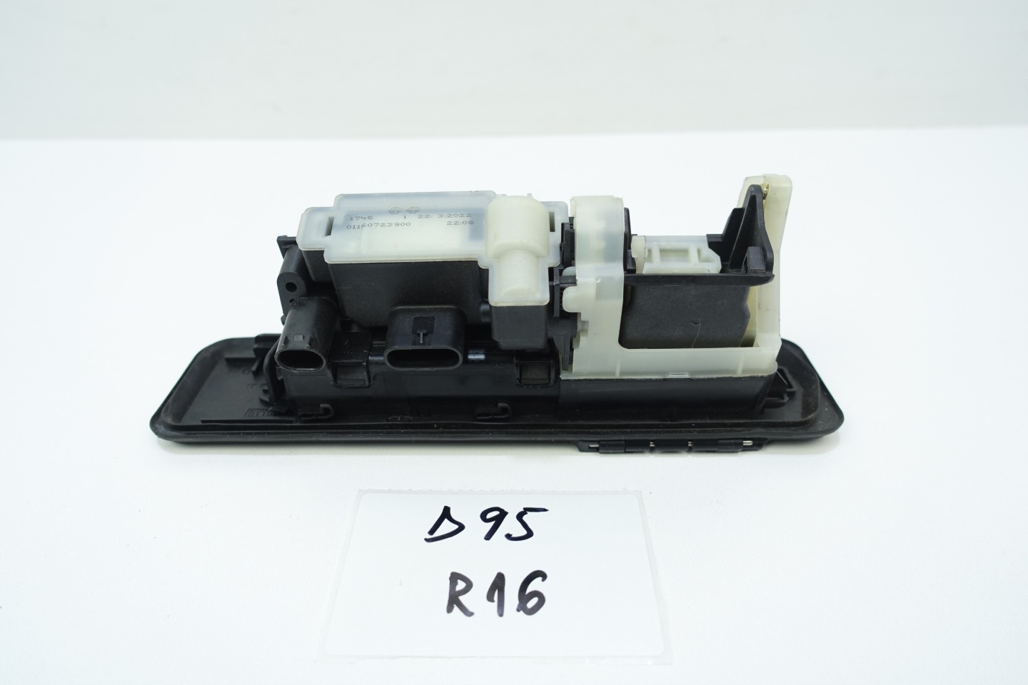 KAMERA MIKROSTYK bonnet boot MERCEDES W247