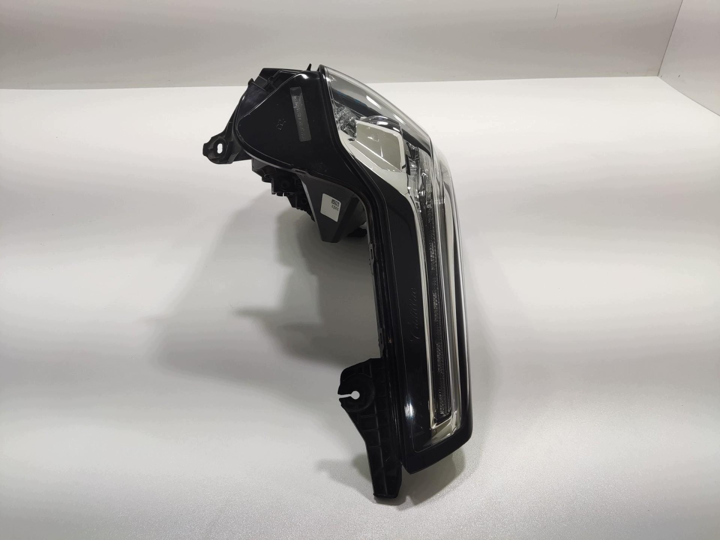 light right front FULL LED CADILLAC ESCALADE IV 2014-2020 23304389 EUROPA