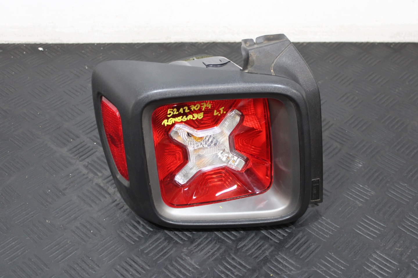 light left rear part left rear 52127074 JEEP RENEGADE 1.0T
