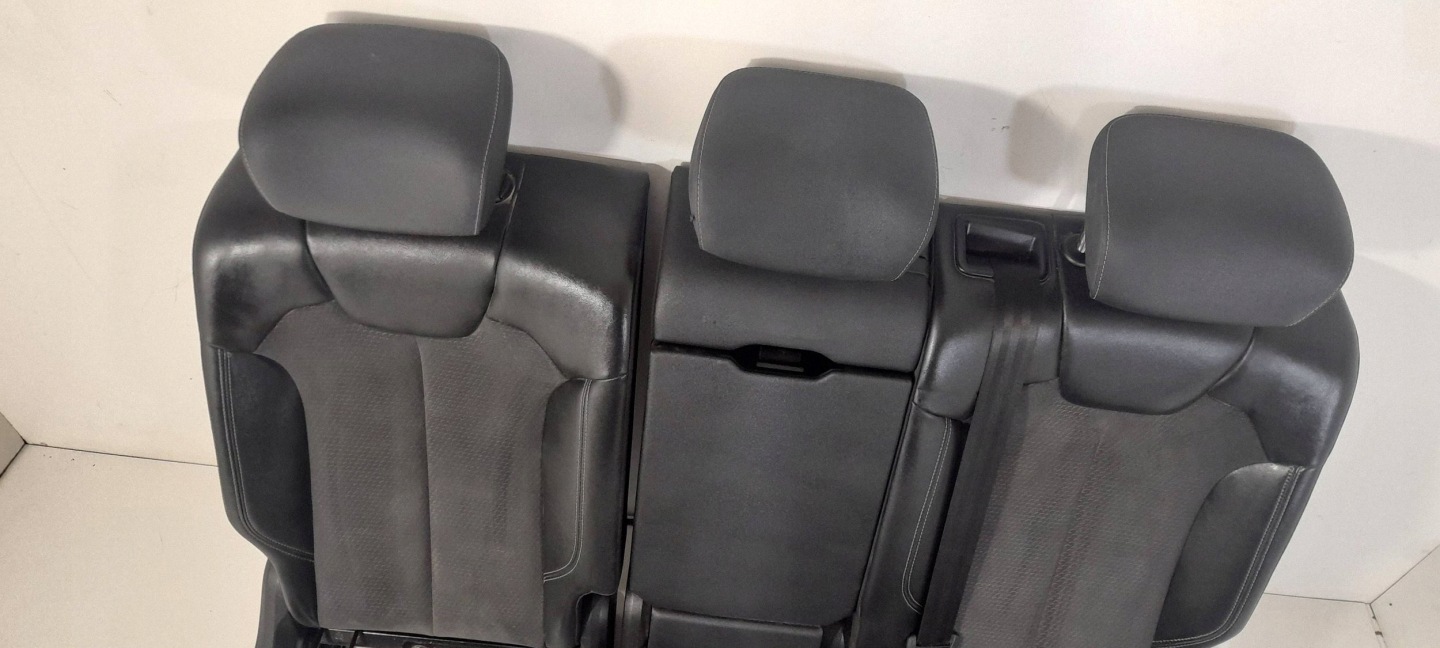 Audi Q5 80A SQ5 FY S-Line Sitz hinten (QT30)