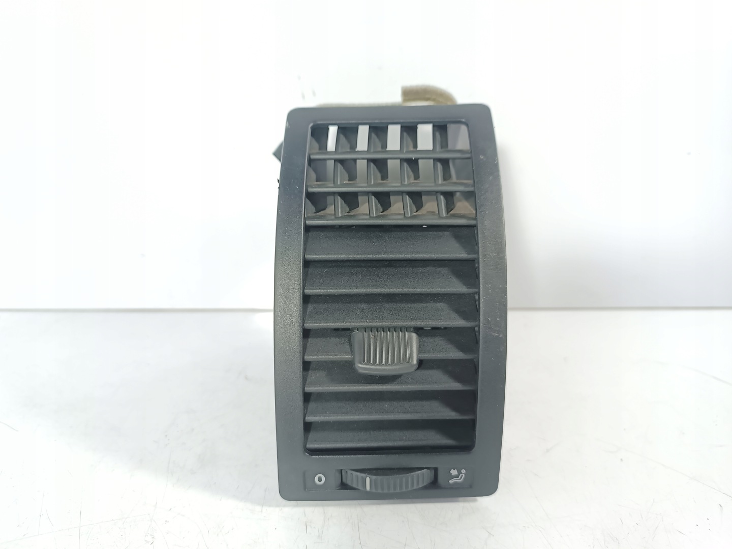 VW POLO N9 9N 05-09 grid air conditioning devices air left driver´s