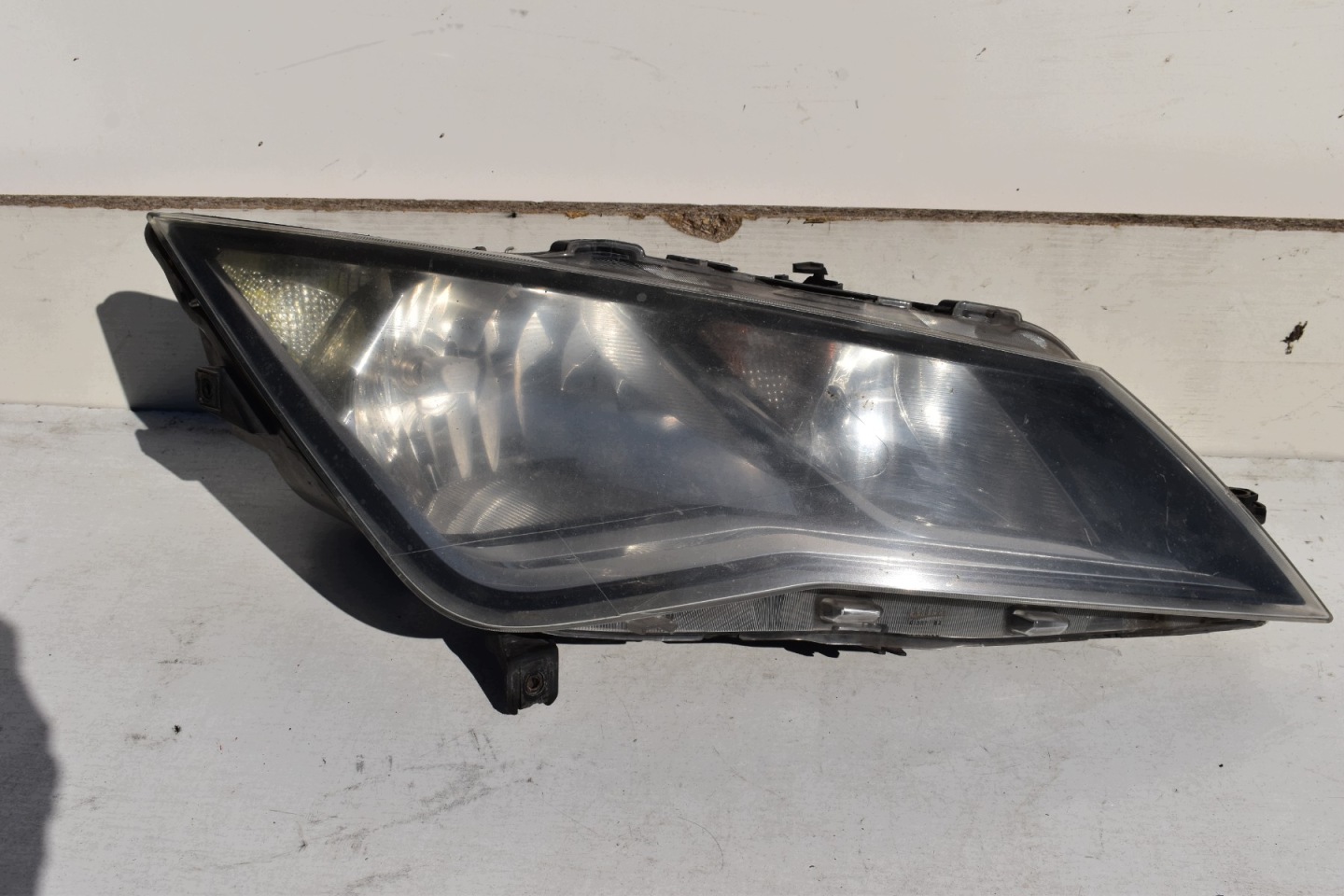 light right front SEAT LEON III 5F HB 2012-2020 5F2941006 UK