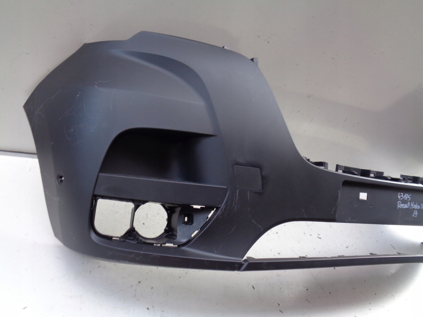 front bumper RENAULT MASTER IV 19- NR 43185