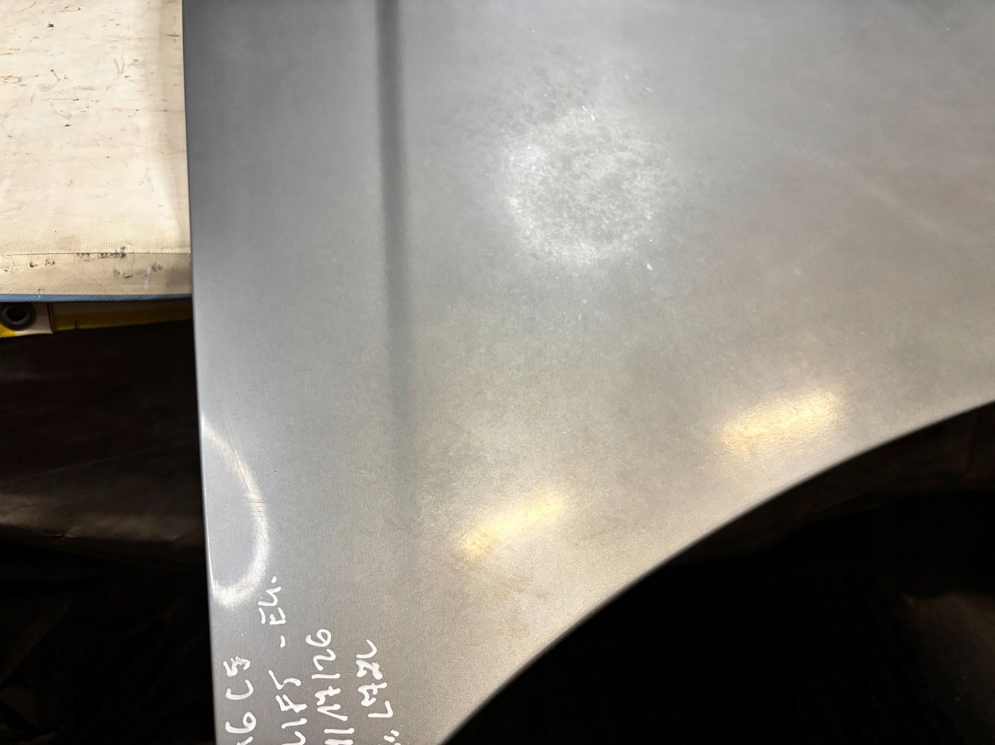 bonnet AUDI A6 C5 PRZEDLIFT K: LY7L