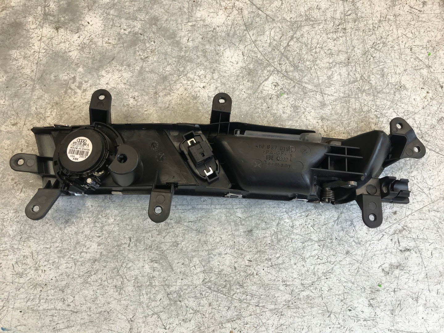 handle inner left front AUDI A6 C6 LIFT