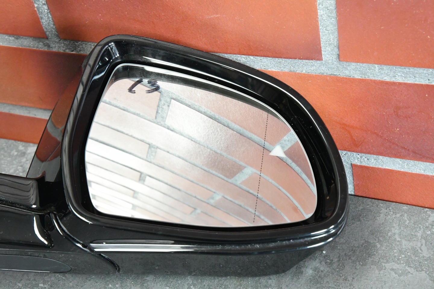 mirror right BMW iX3 G08 BEV m-packet KAMERA 416 CARBONSCHWARZ