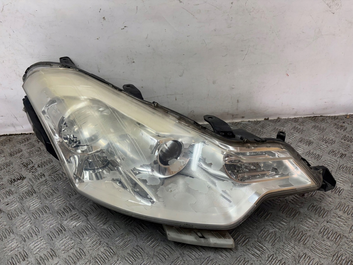 REFLEKTOR light right XENON CITROEN C-CROSSER