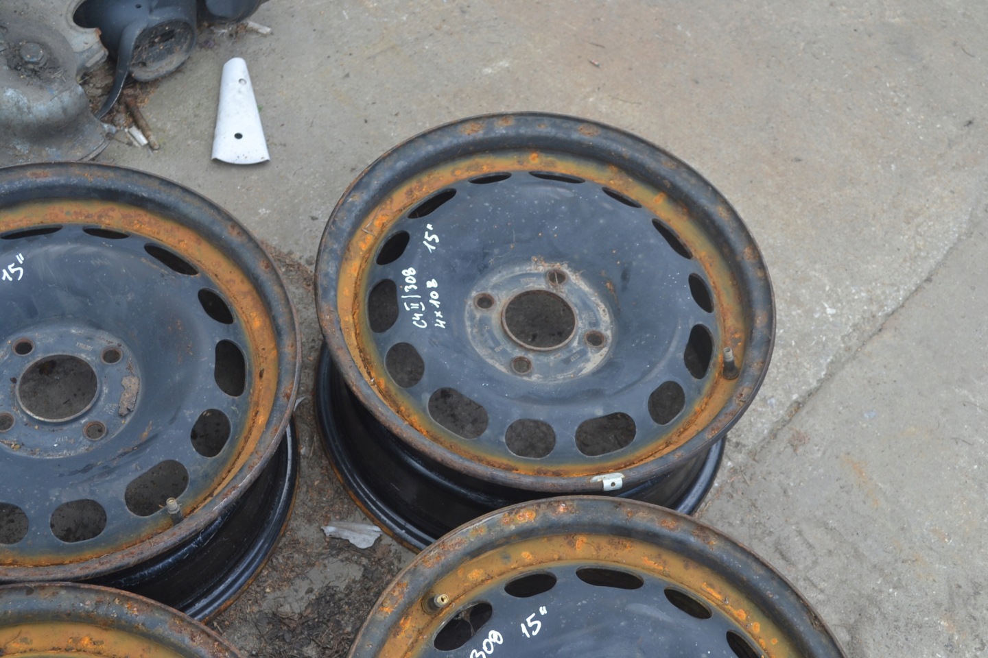 disk stalowa Sudrad 6.5" x 15" 4x108 ET 27