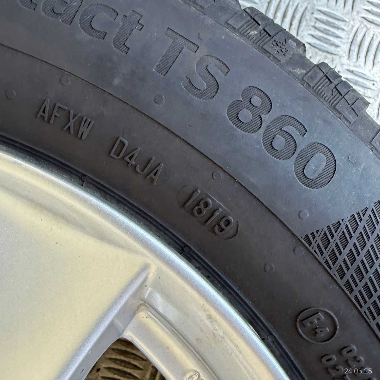 discs DEZENT wheels tyres CONTINENTAL 205/60/16" 5MM winter M+S