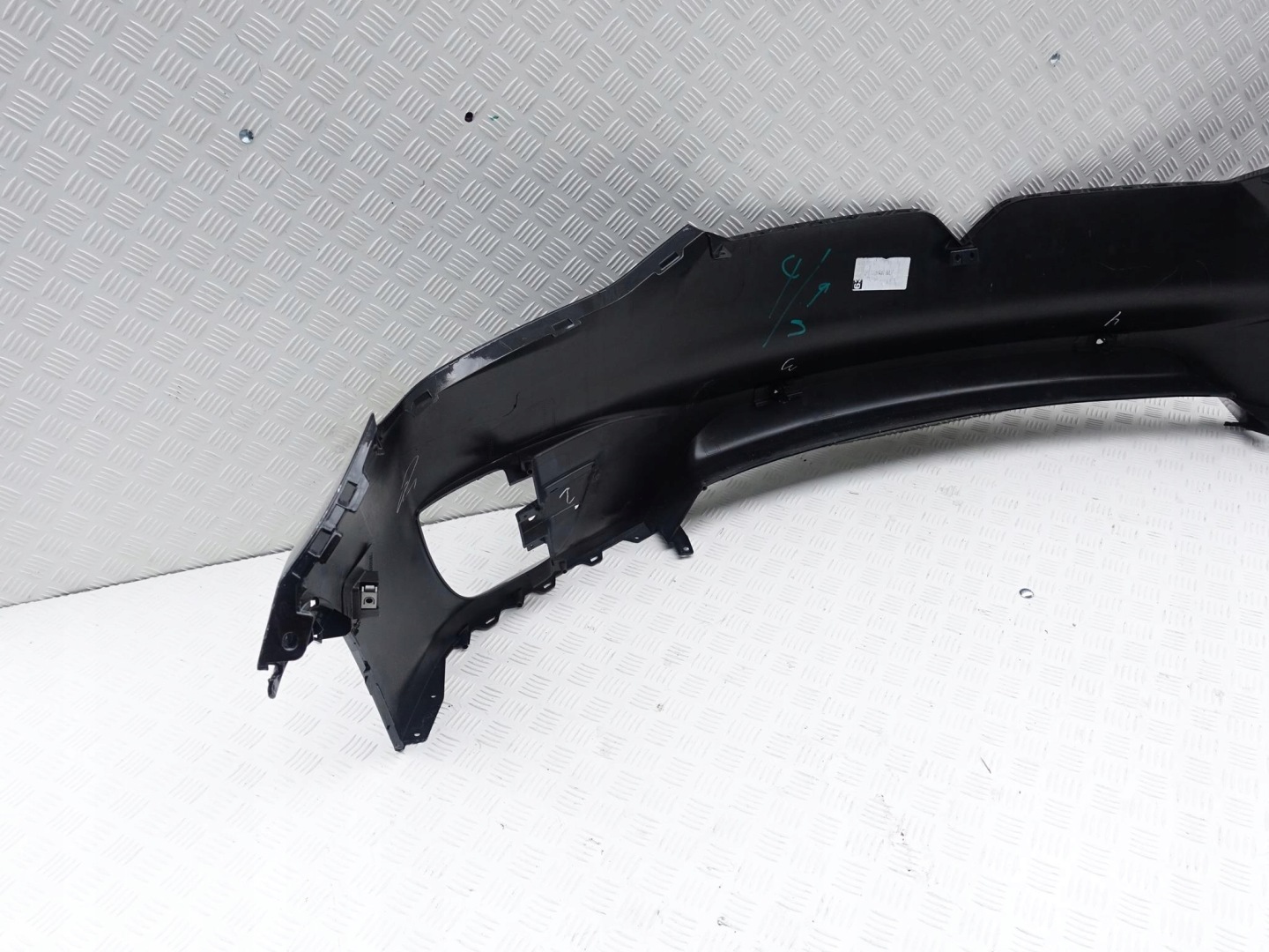 TESLA MODEL X bumper front 1034830-00-H