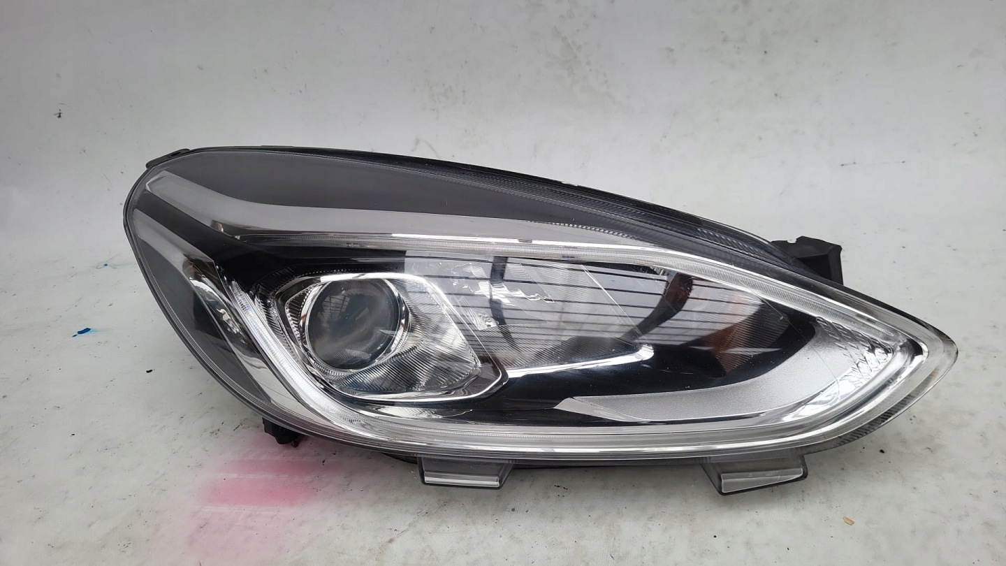 FORD FIESTA MK8 VIII 16- light right front H1BB-13100-CE