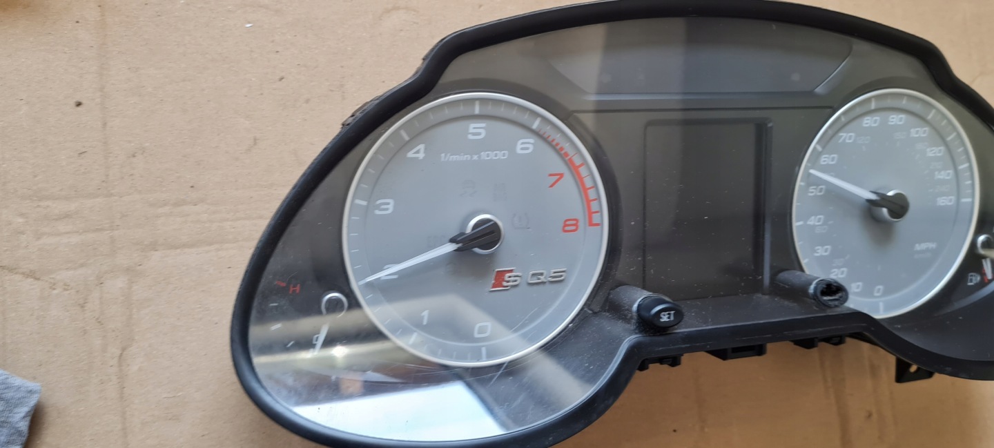 SQ5 8R Q5 LIFT dials clock dials 3.0 TFSI 8R0920982C
