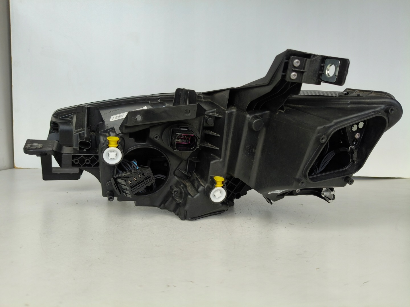 light right REFLEKTOR SEAT CUPRA BORN 10E 21- FULL LED