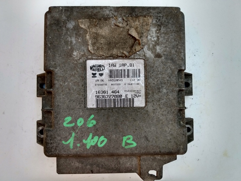 control unit of the engine PEUGEOT 206 9636727080