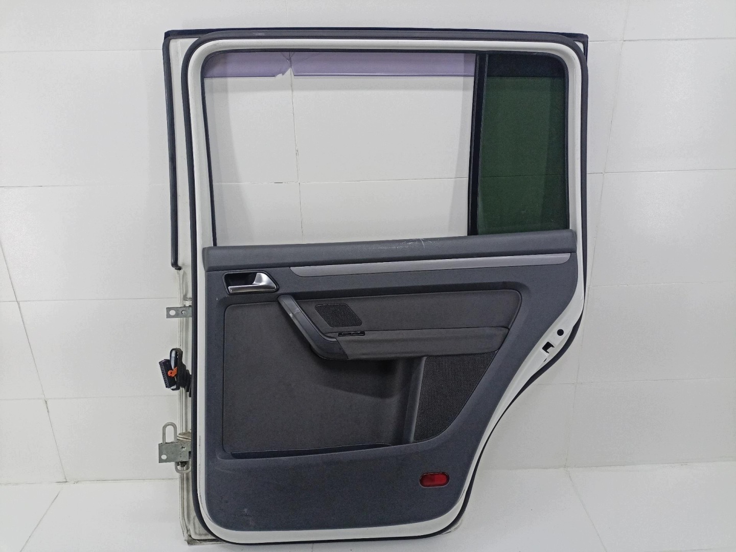 door rear part right side Volkswagen Touran 2nd facelift 2011