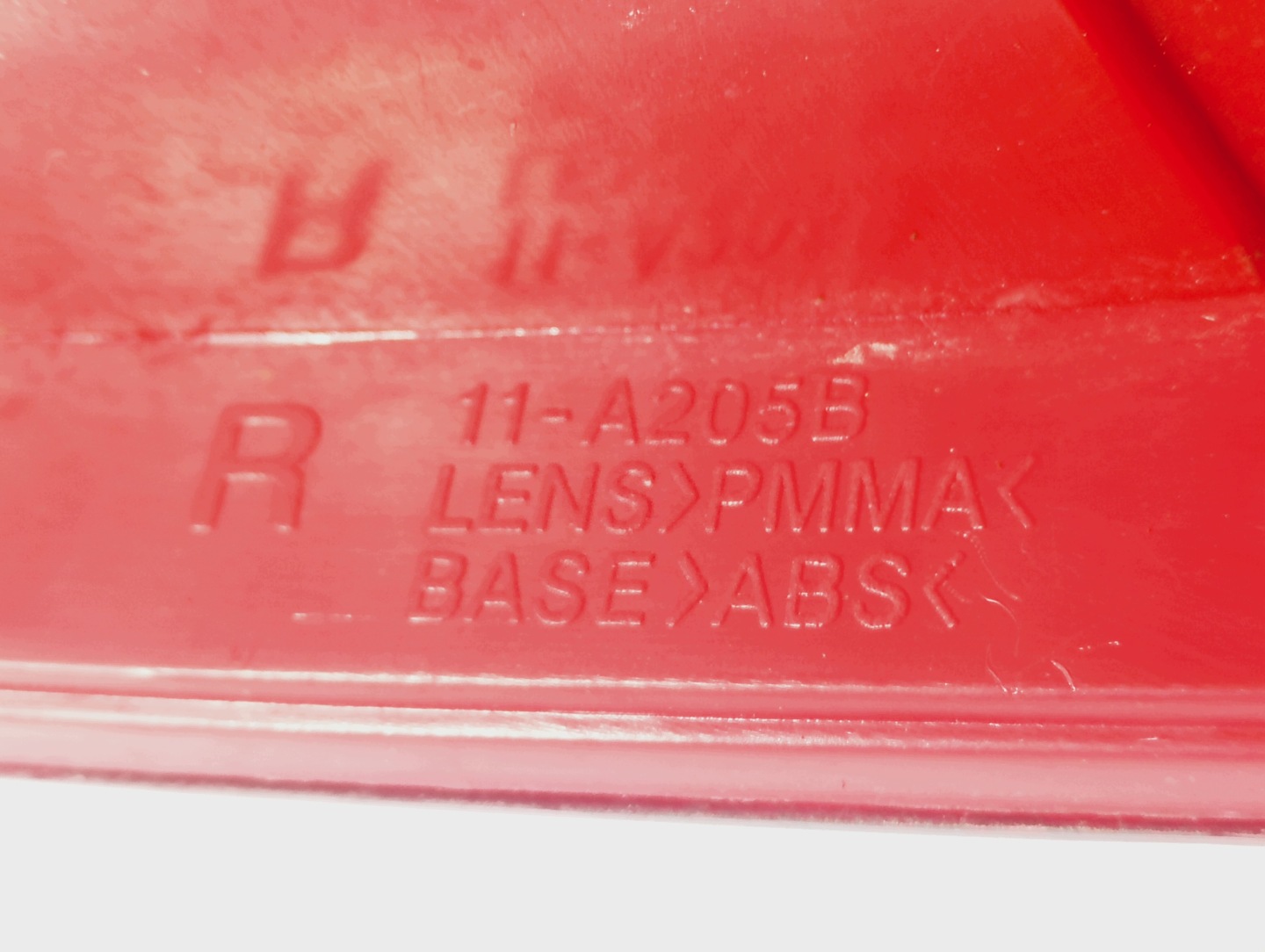 light right rear rear part OE 11A205B VW PASSAT B5 96-00