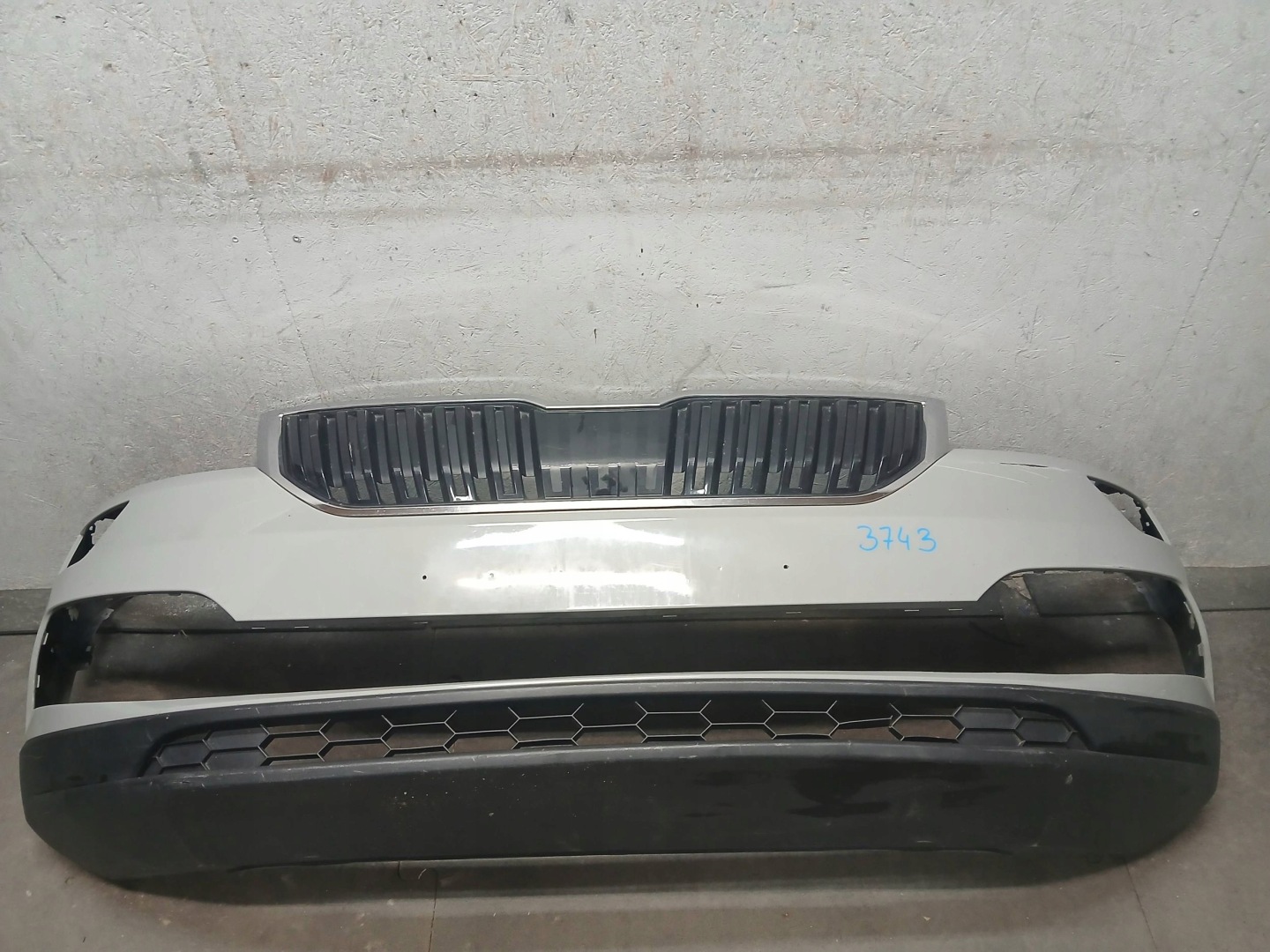 nárazník předek SKODA KAROQ