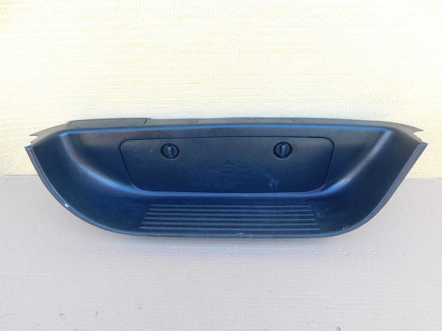 cap threshold right front Hyundai H1 II Starex 85872-4H000