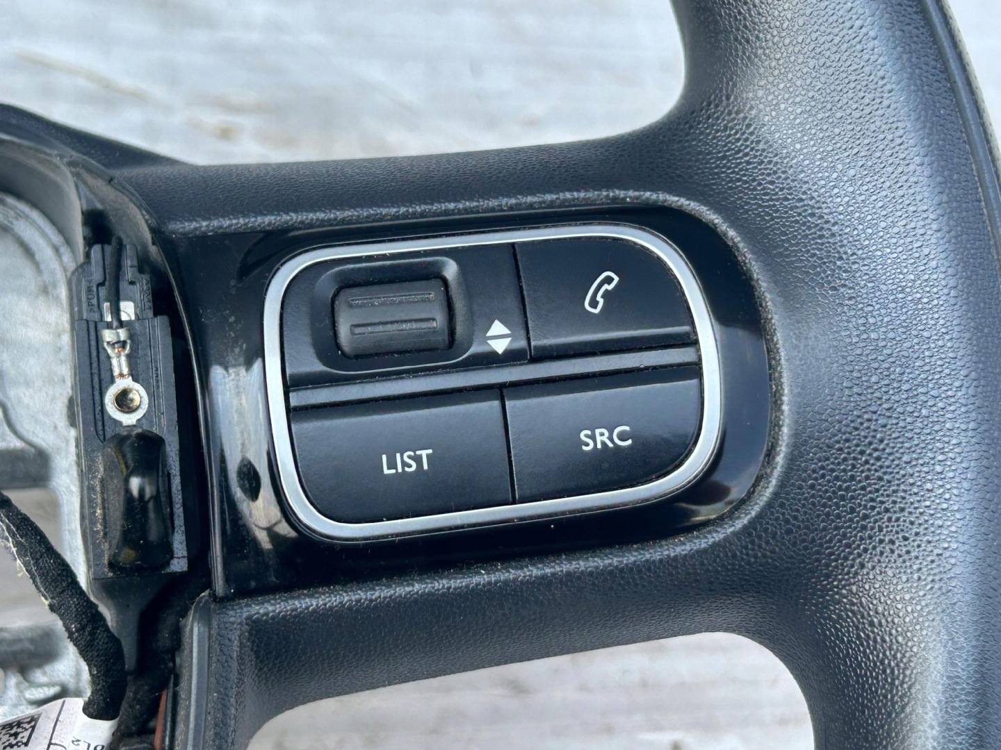 steering wheel, plastic MULTIFUNKCJA CITROEN C3 III 16- 98164325ZD