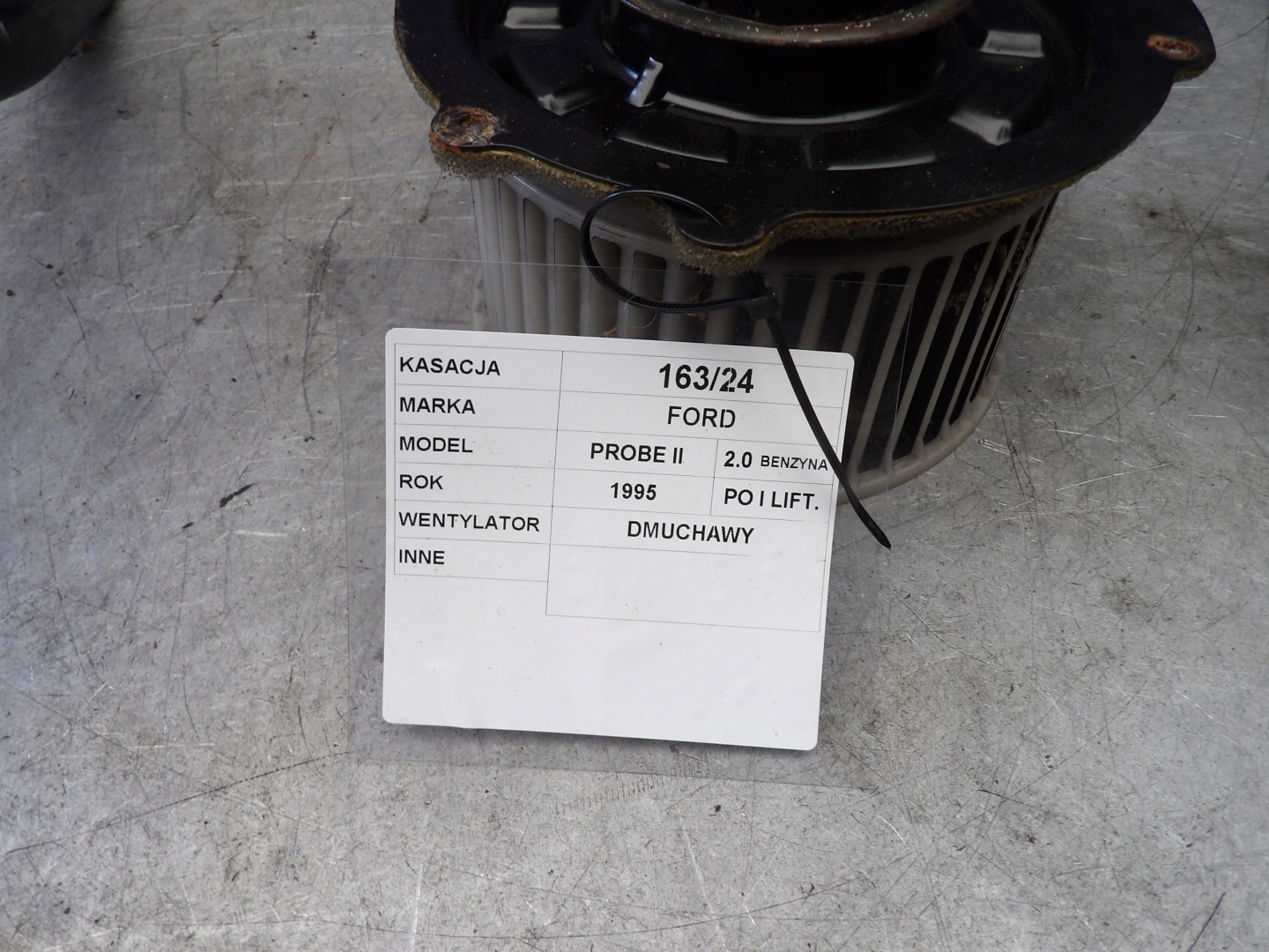 Ford Probe II ventilátor topení 940W-19805-AA 052695 17165