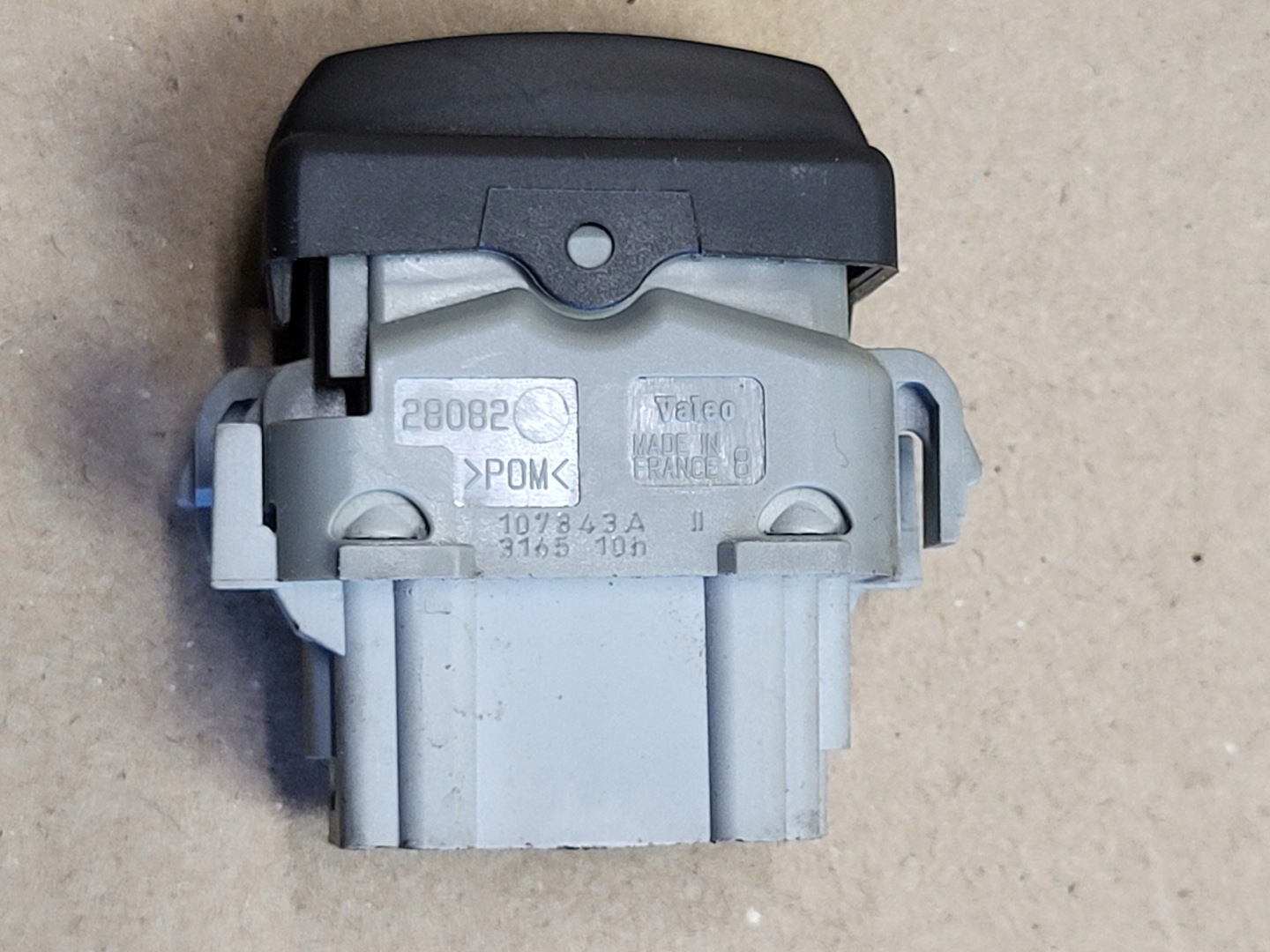 Interruttore comando luci RENAULT 107843A OE EU