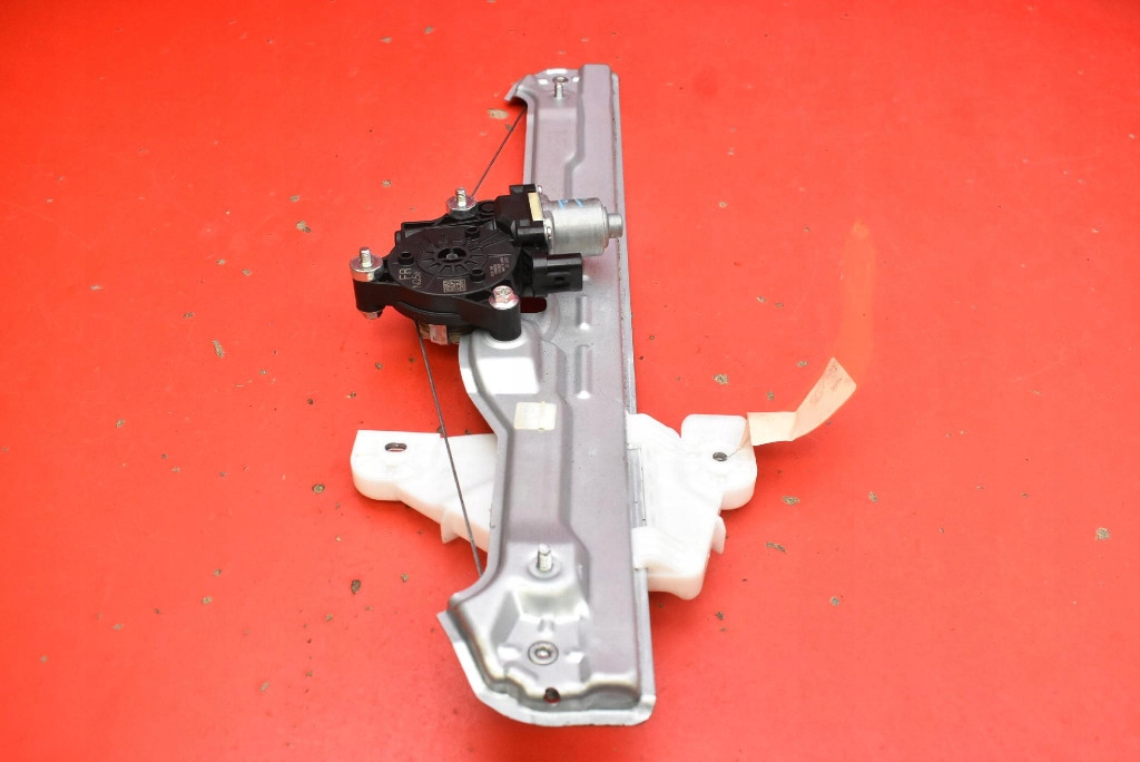 window regulator right front EU 82460R2000 KIA SPORTAGE 5 V 21-25
