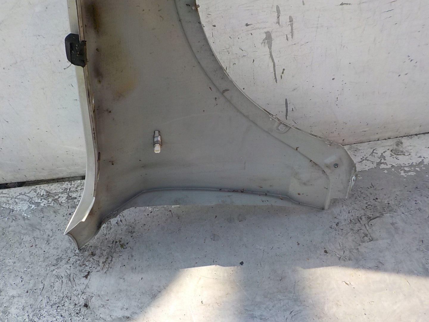 639 BMW X3 E83 fender left front front
