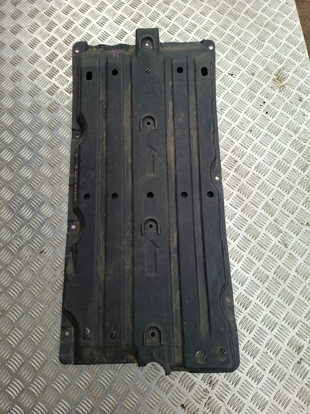 motorabdeckung rechts MITSUBISHI SPACE II 5370B172