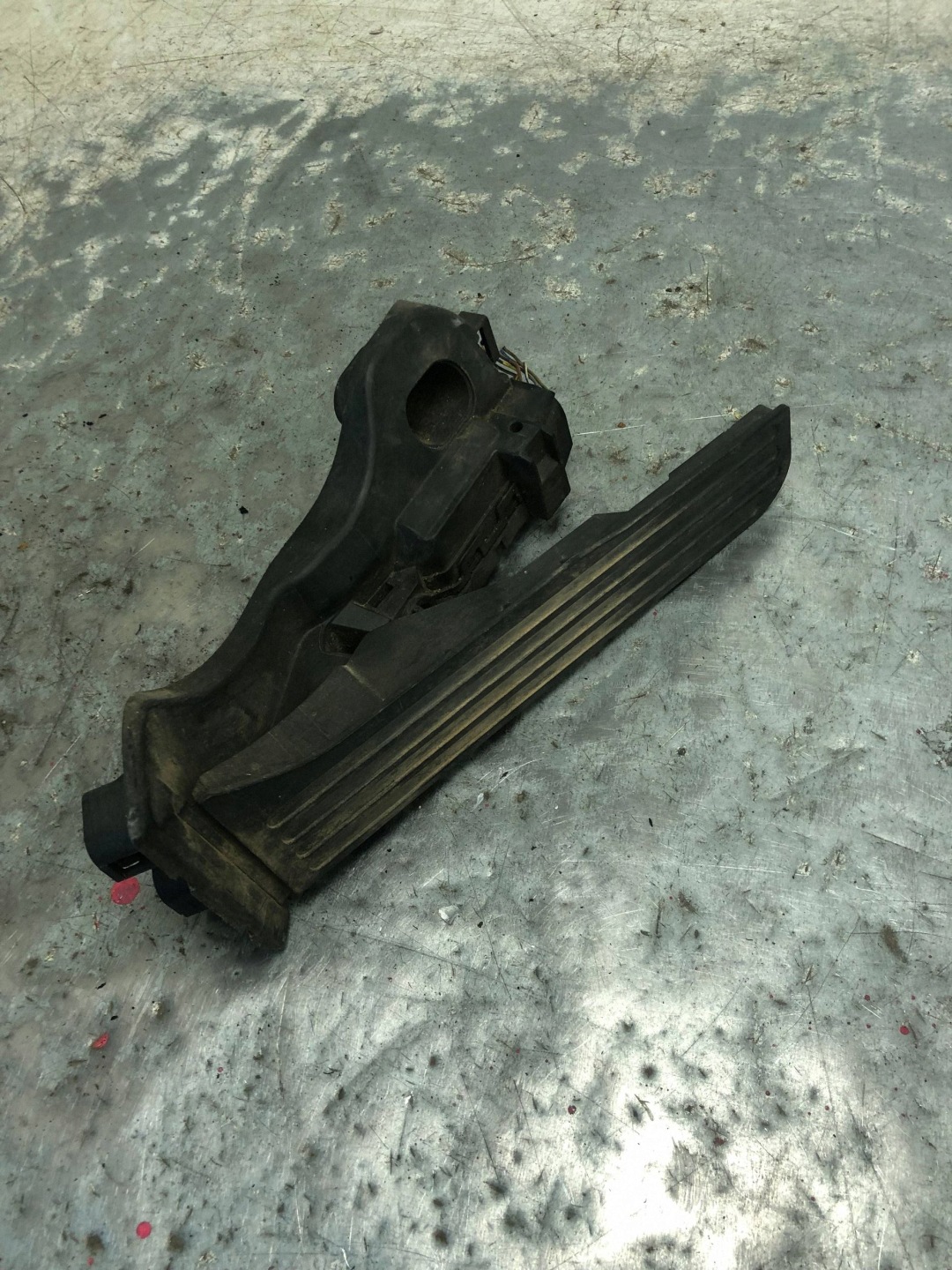 accelerator pedal VW 1K1721503P