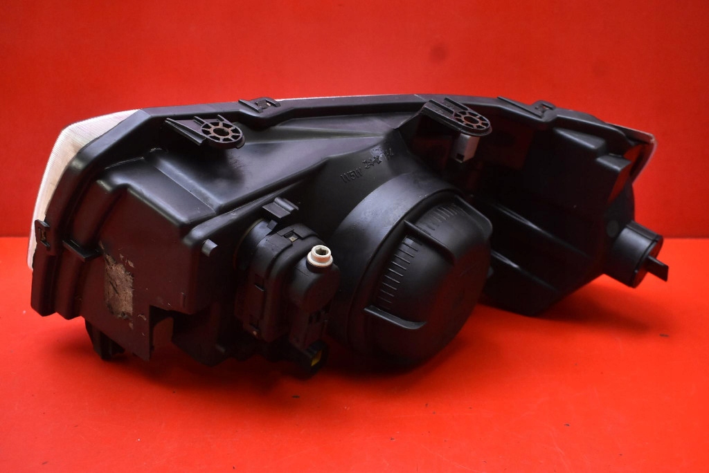 REFLEKTOR right light front EU 88203322 LAND ROVER FREELANDER 1 and 98-06