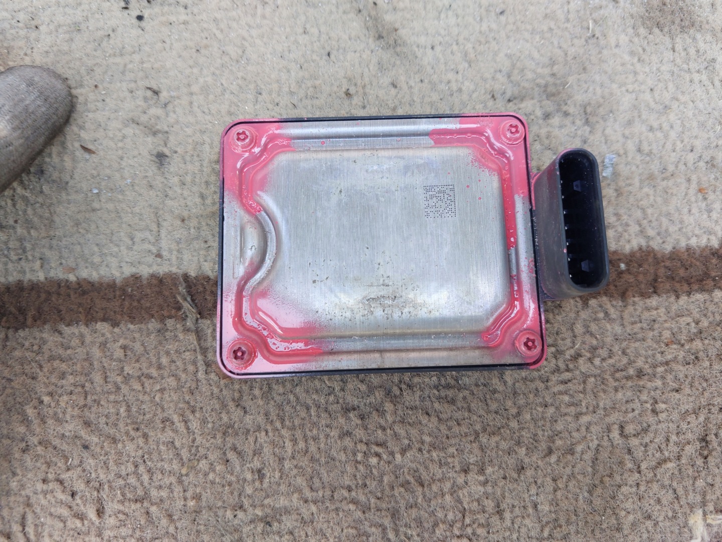 RADAR DISTRONIC SENSOR ACC VW SKODA 20r 2Q0907561C
