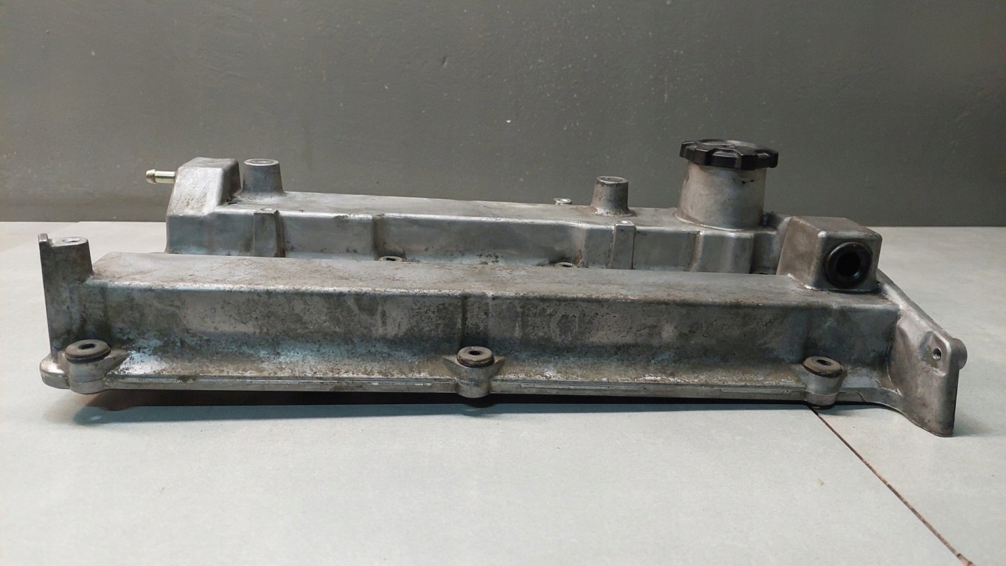 coperchio valvola SPACE WAGON III 2.4 GDI 4G64