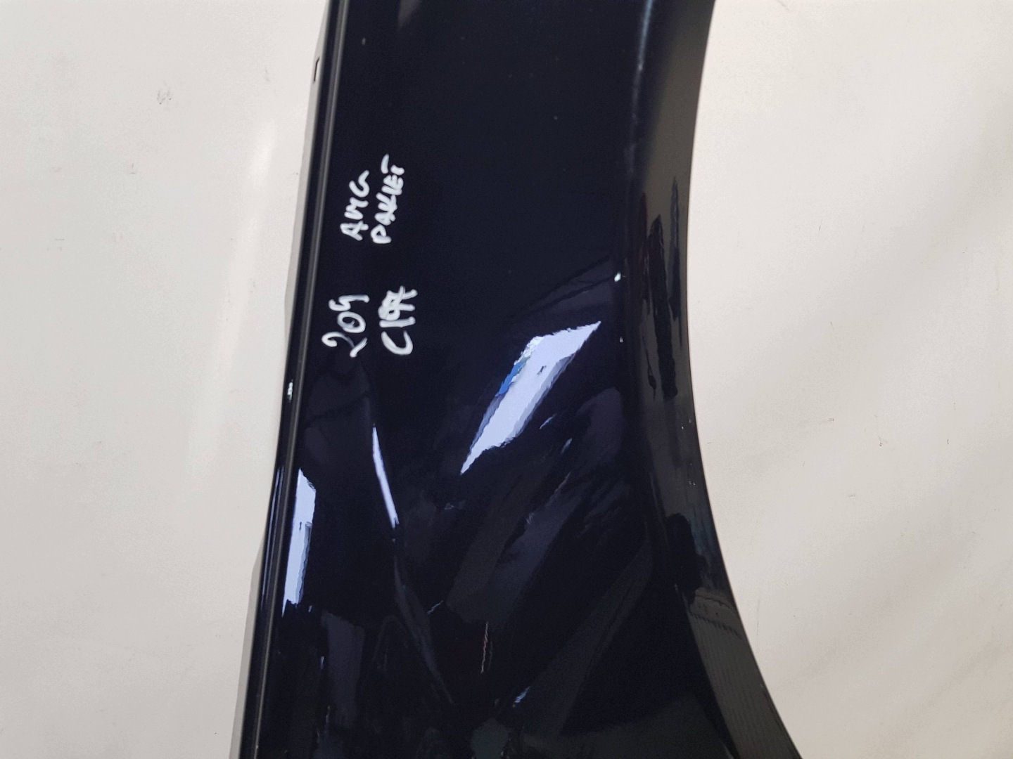 fender front front right Mercedes C W204 197 c197