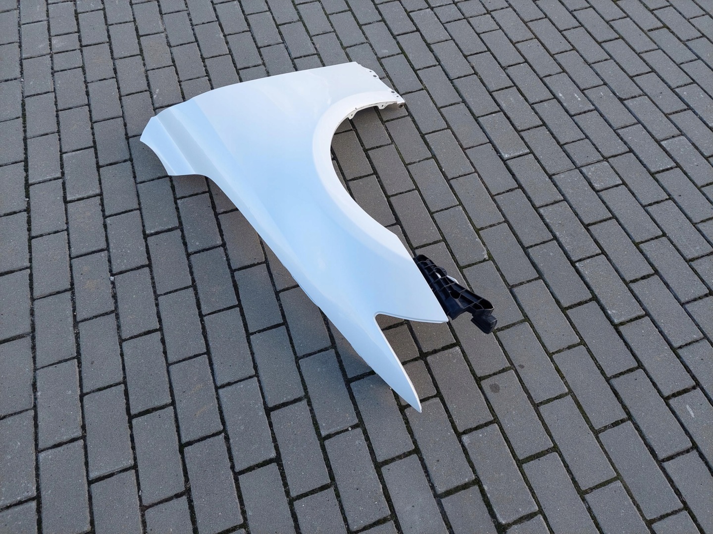 fender front front left + support LEXUS IS III 300 H 077