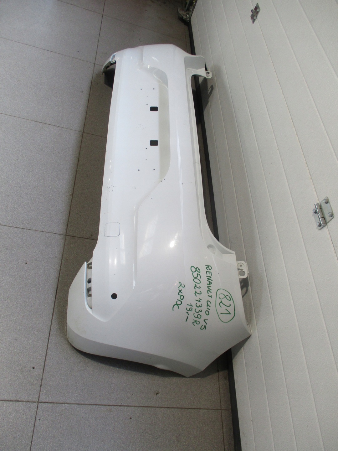 bumper rear part Renault Clio 5 V 19r- 2xPDC 850222838R