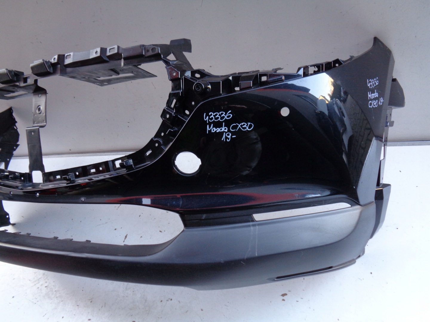 FRONTSTOSSSTANGE MAZDA CX30 19- NR 43336