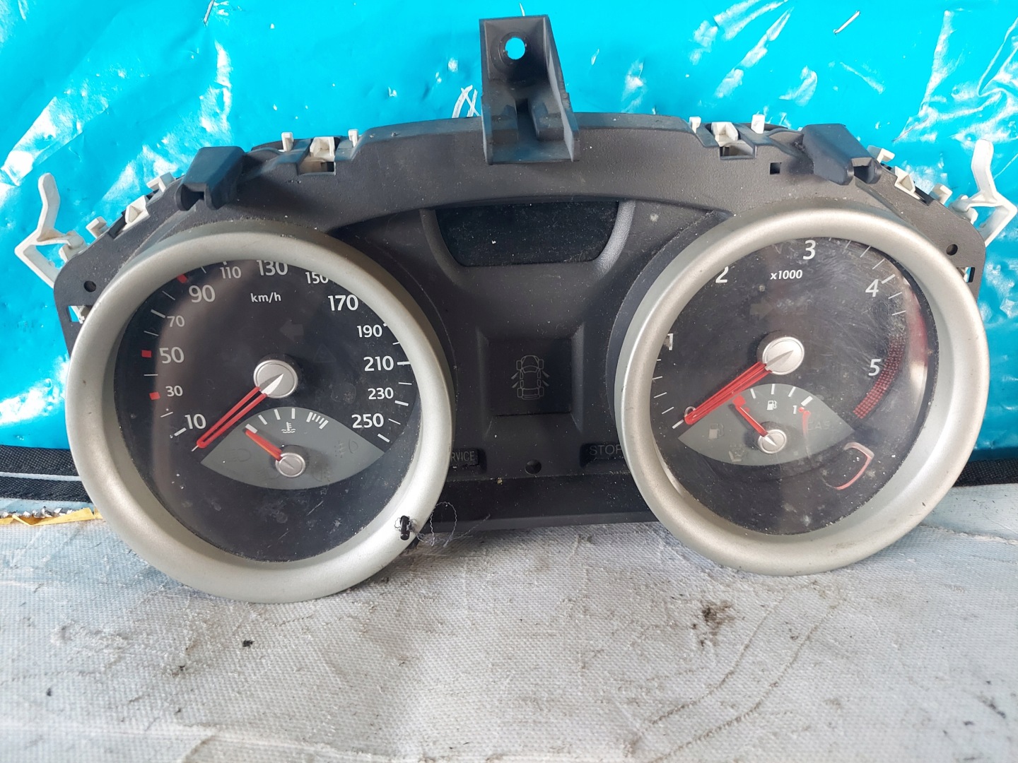 dials clock MEGANE II 1.5 DCI 8200399695