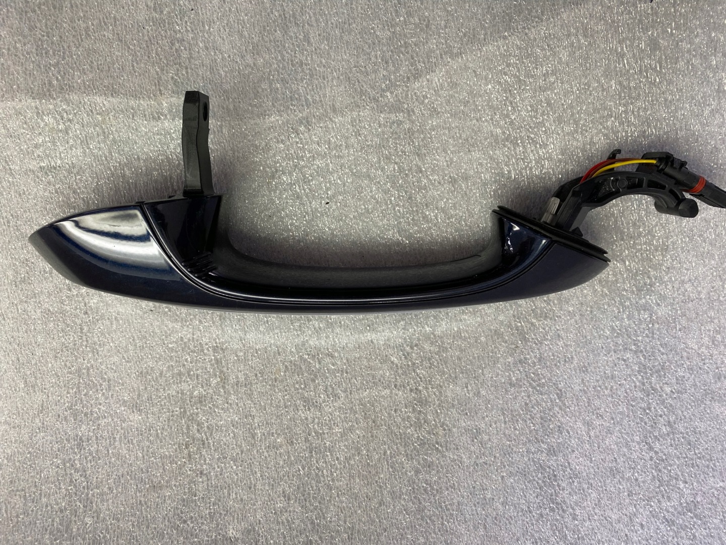 BMW 5 G30 G31 handle door right KEYLESS 8492176