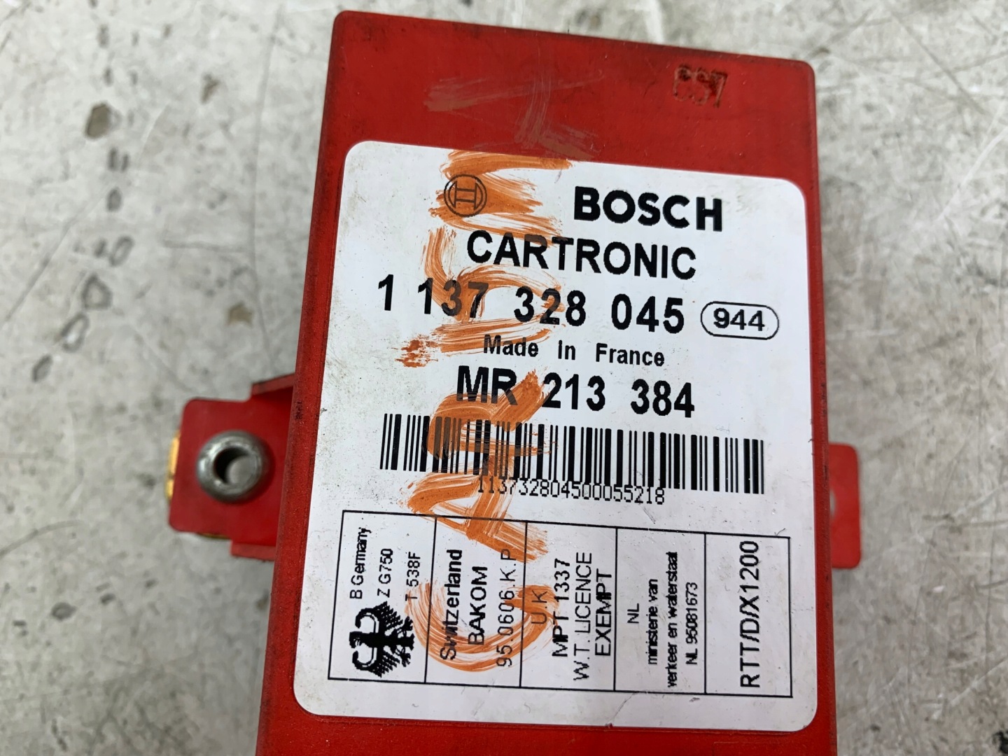 MITSUBISHI CARISMA module control unit IMMOBILIZERA IMMO MR213384