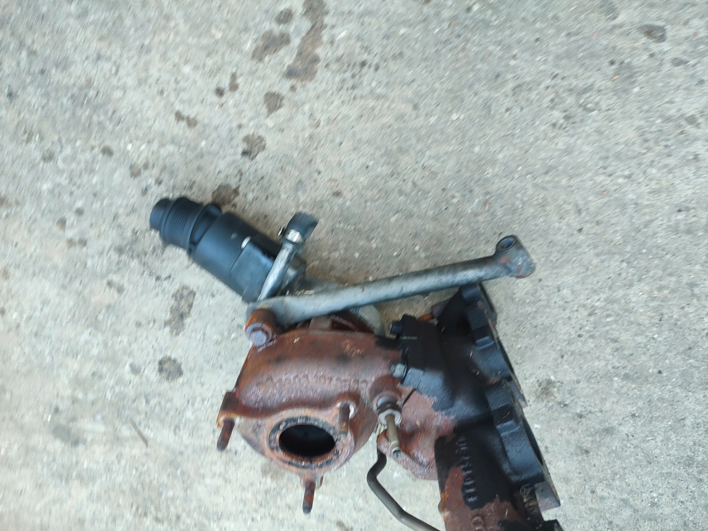turbo AUDI A4 B8 A5 8T 2.0 TDI 03L145702D