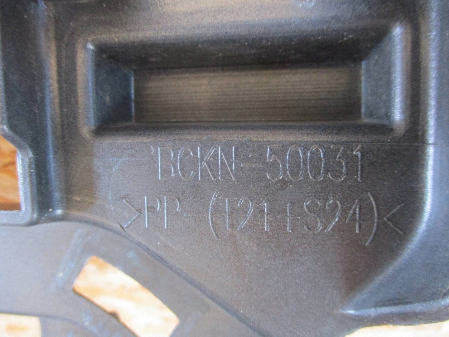 bumper front front MAZDA 3 IV BP 19
