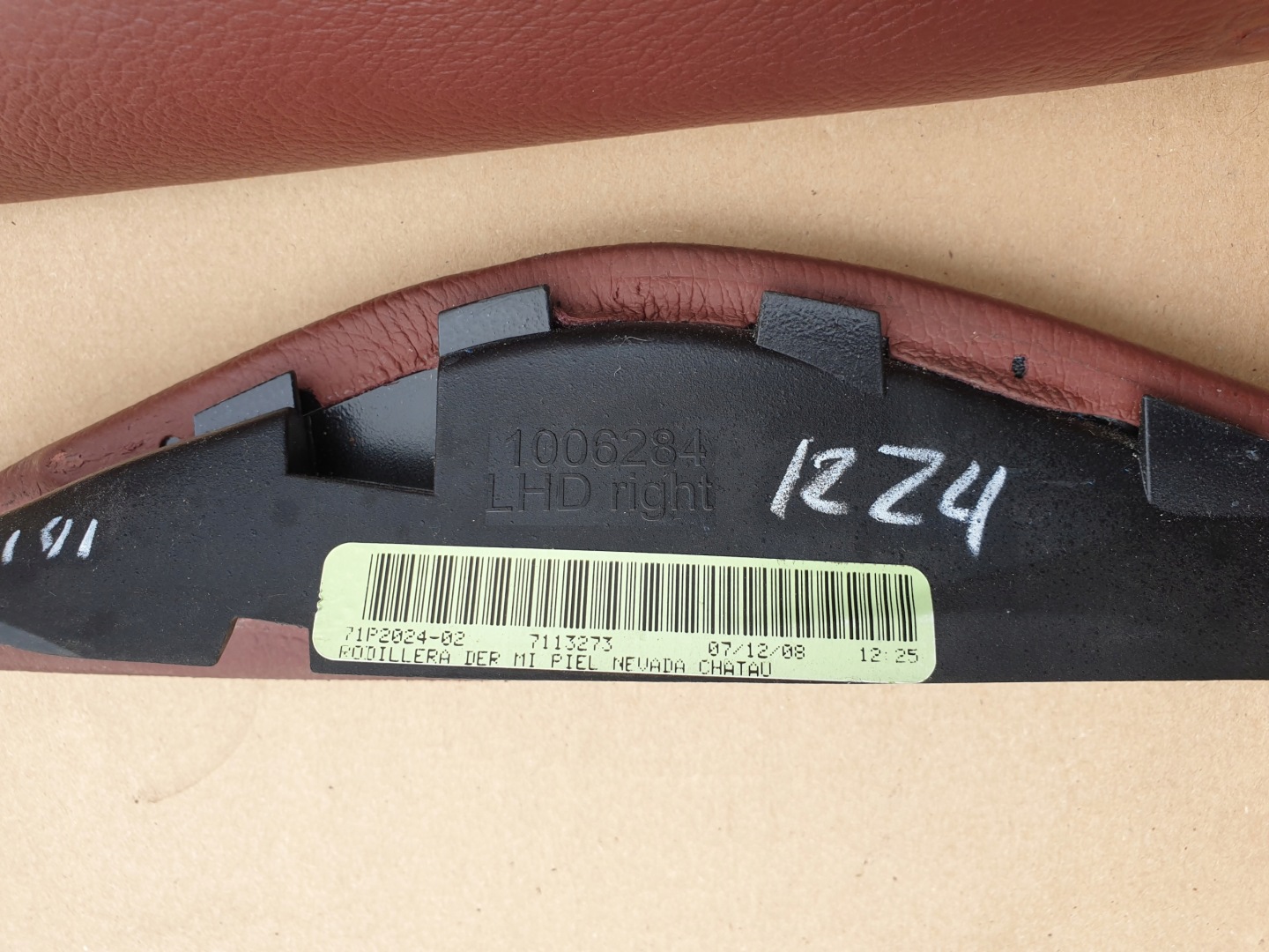 moulding backrest below REKE side tunnel middle right left BMW X6 E71 OE