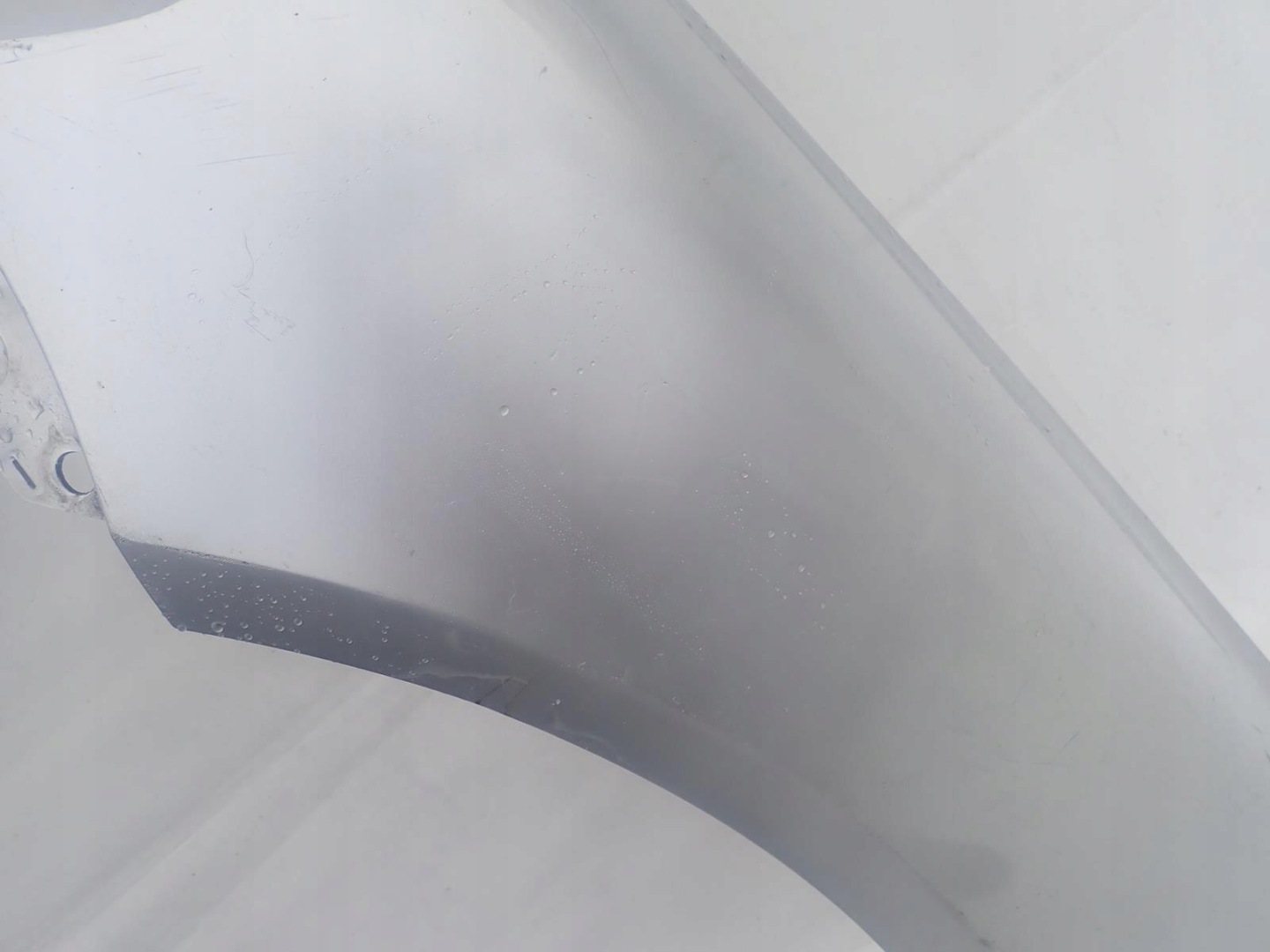 VW TOUAREG and 1 02-06 fender front front left