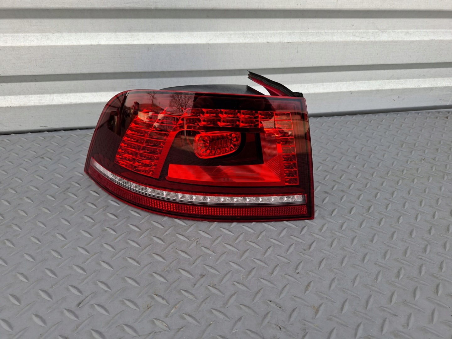 light rear part left rear left 3D0945095L VW PHAETON LIFT