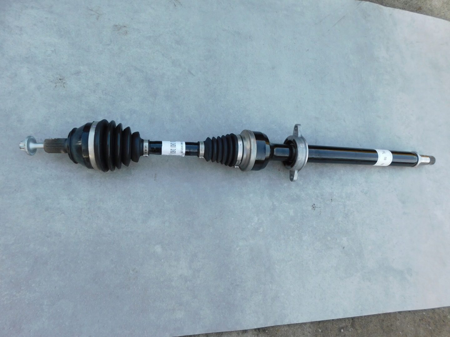 semi-axis right front Mercedes A Klasa W177 2.0 AMG A1773300802 nice