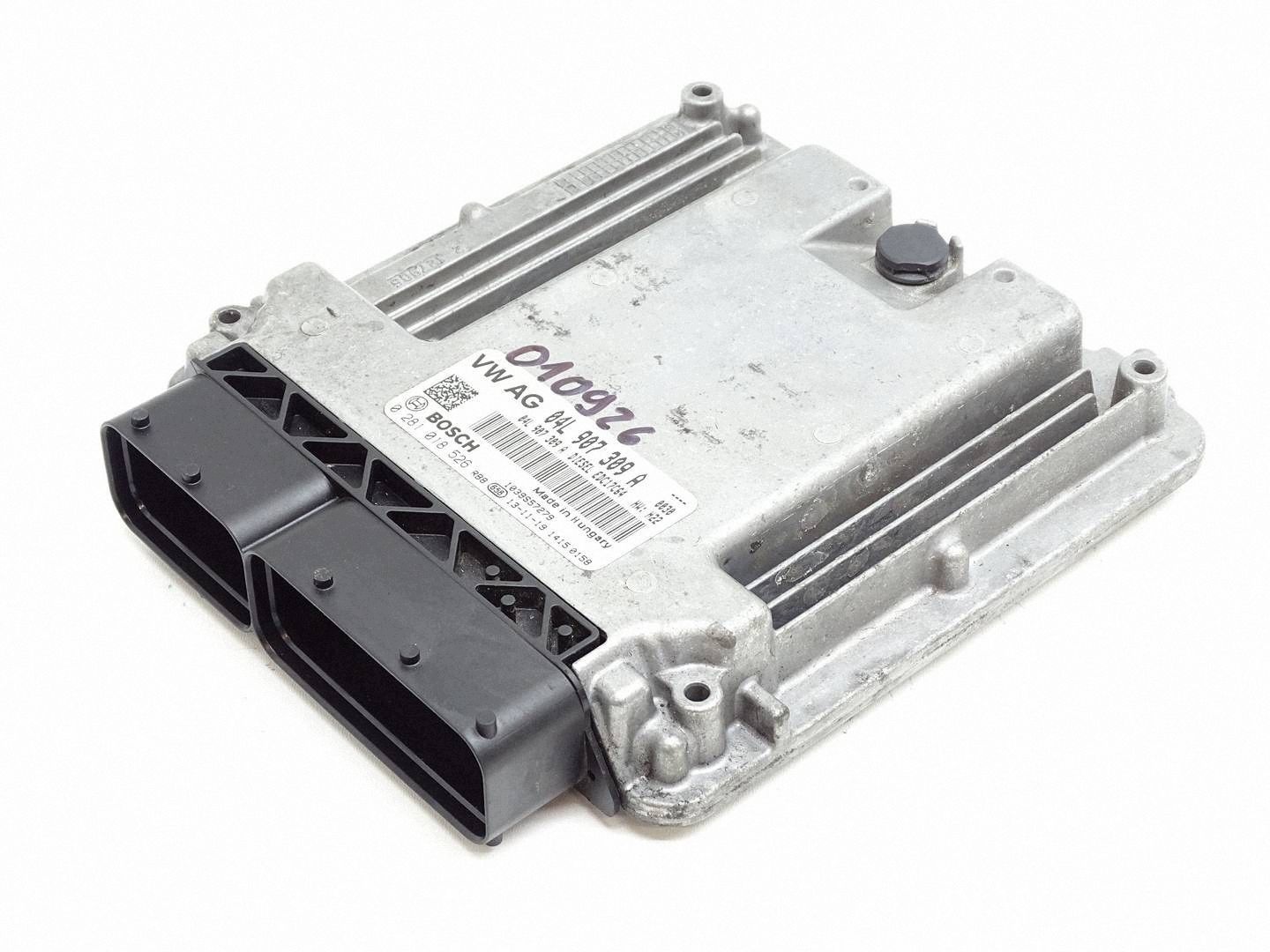 computer control unit of the engine ECU AUDI A3 8V VW GOLF VII 2.0 TDI 04L907309A