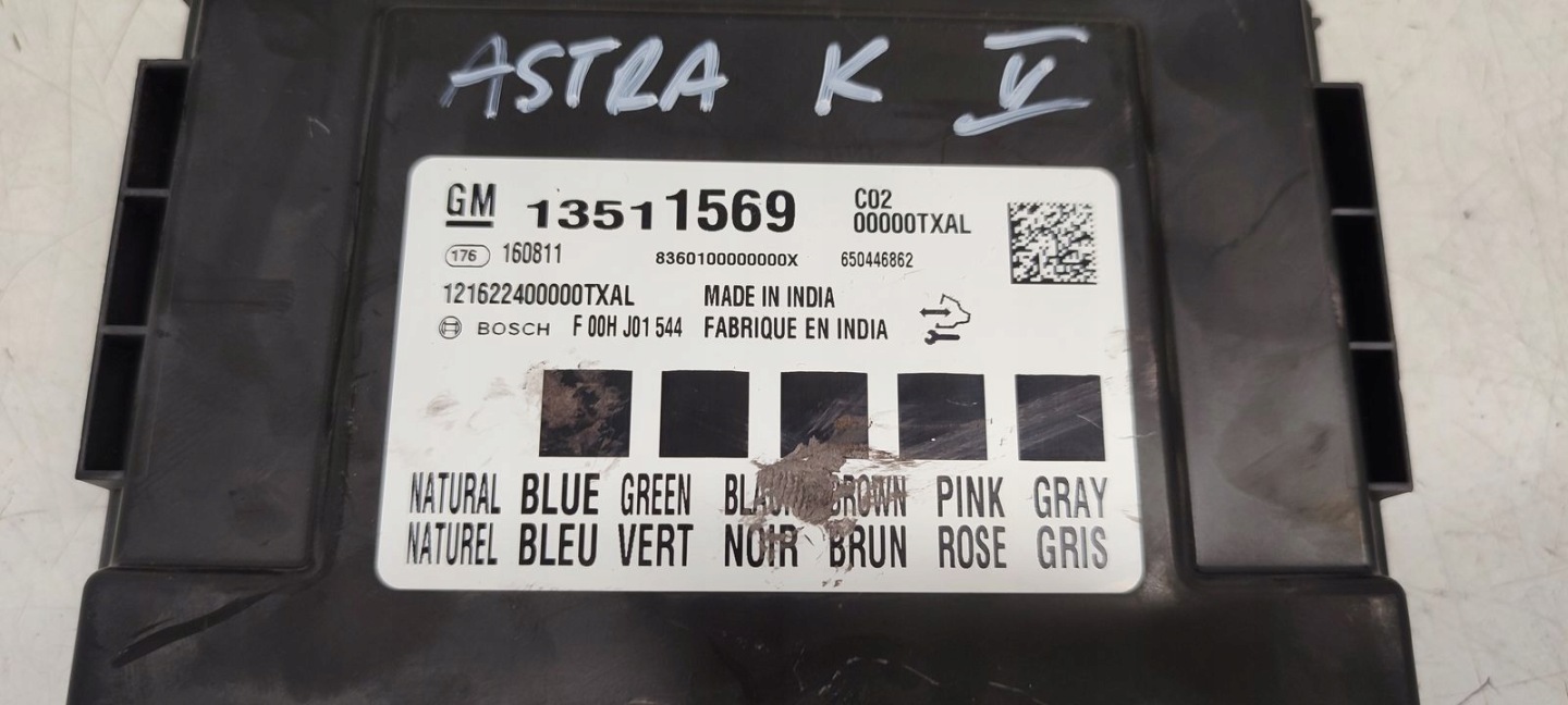 Unité commande confort Opel Astra K