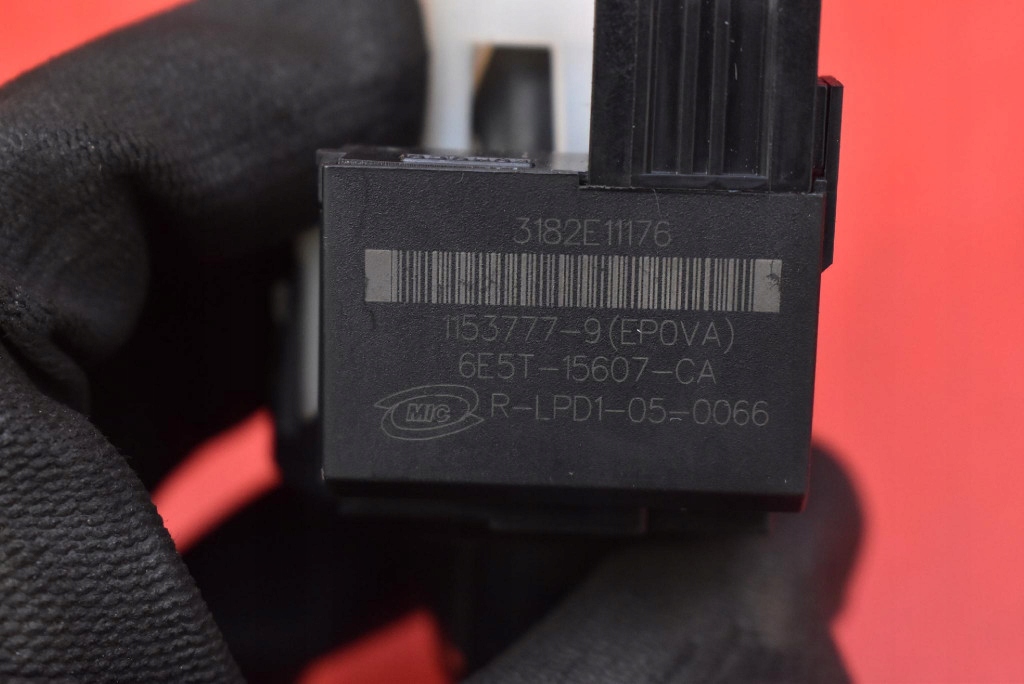 button START/STOP key 7S7T-19H386-DA FORD C-MAX MK2 2.0 HYBRID 188 KM