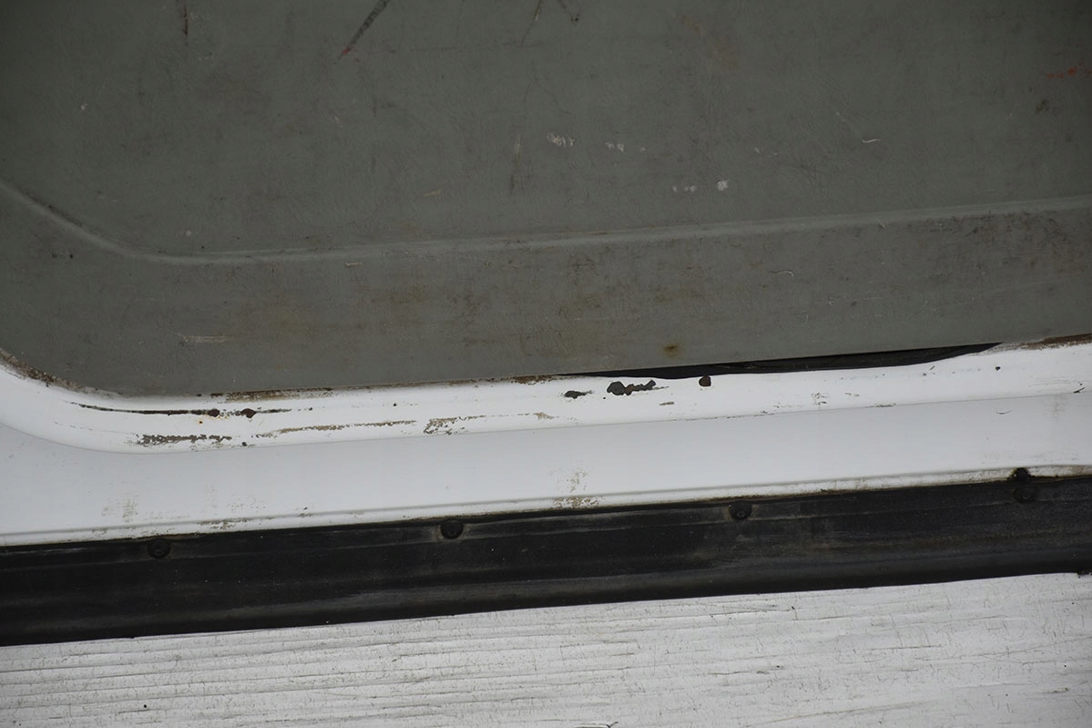 door rear. sliding left TRAFIC VIVARO